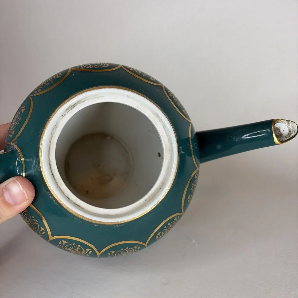 Vintage Hall Albany Teapot Green With Gold‎ Trim 7 1/4